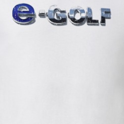 Volkswagen e-Golf Electric Car Sustainable Green Worn Look T Shirt 22530388