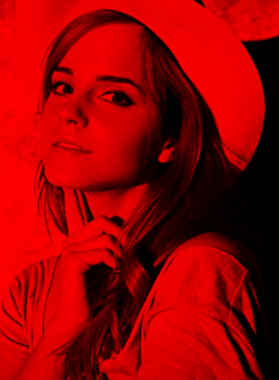 https://d1w8c6s6gmwlek.cloudfront.net/celebslover.com/overlays/390/515/39051554.png img
