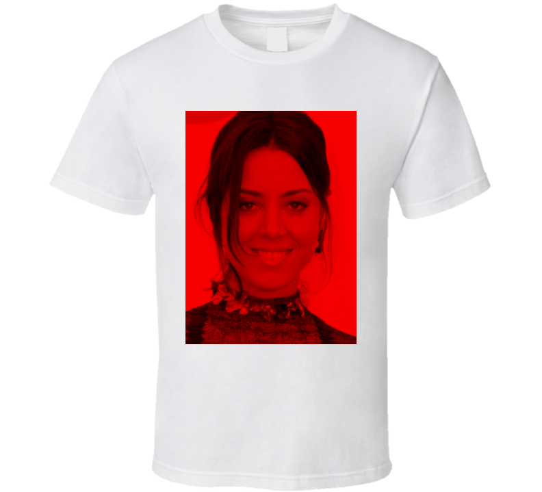 Aubrey Plaza 26 - Celebs ( Dark Fashion ) T Shirt