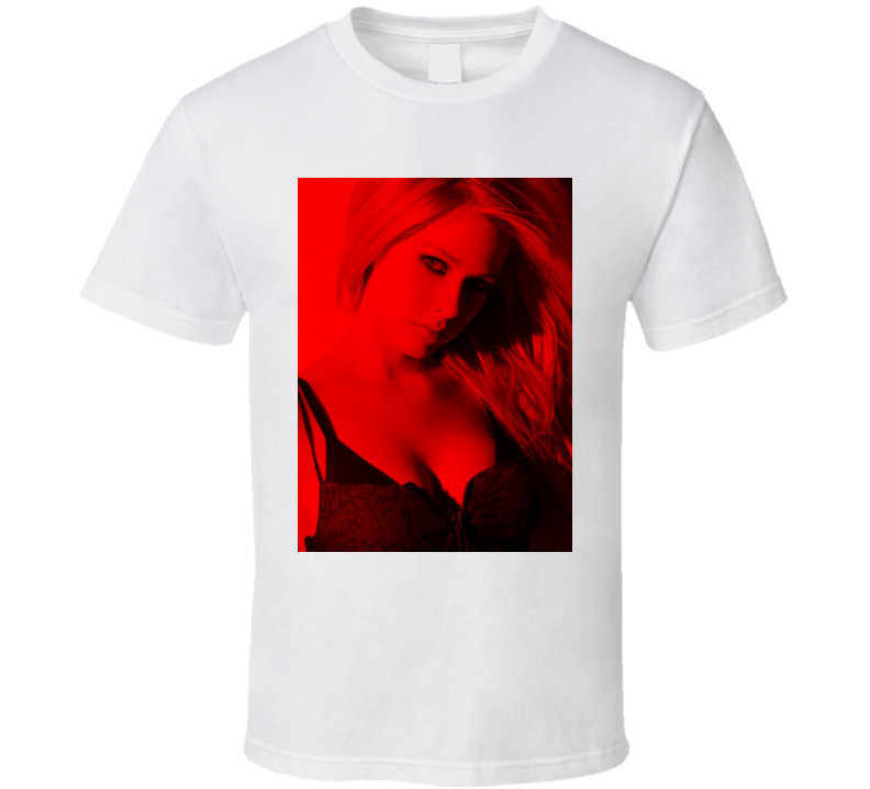 Avril Lavigne 17 - Celebs ( Dark Fashion ) T Shirt