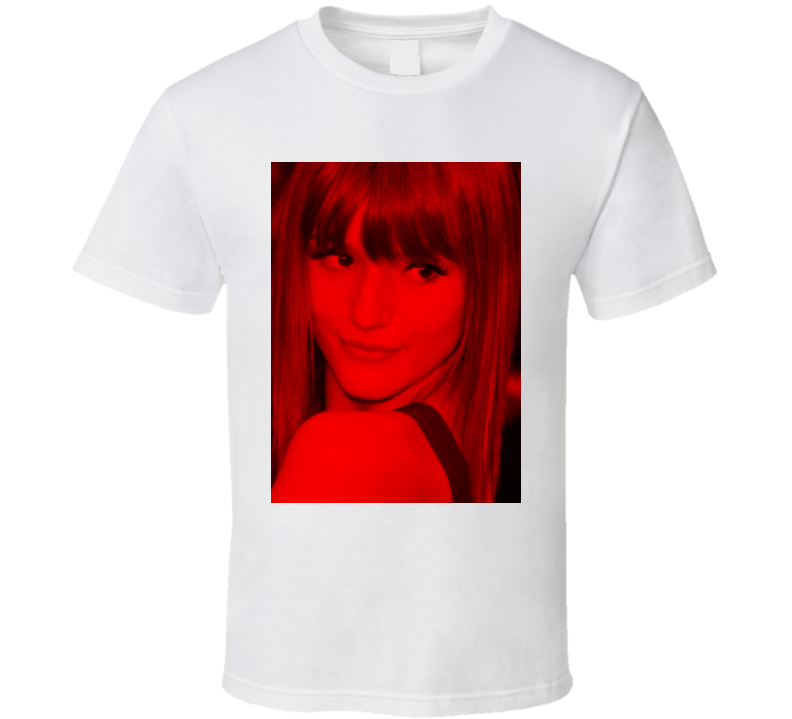 Bella Thorne 13 - Celebs ( Dark Fashion ) T Shirt