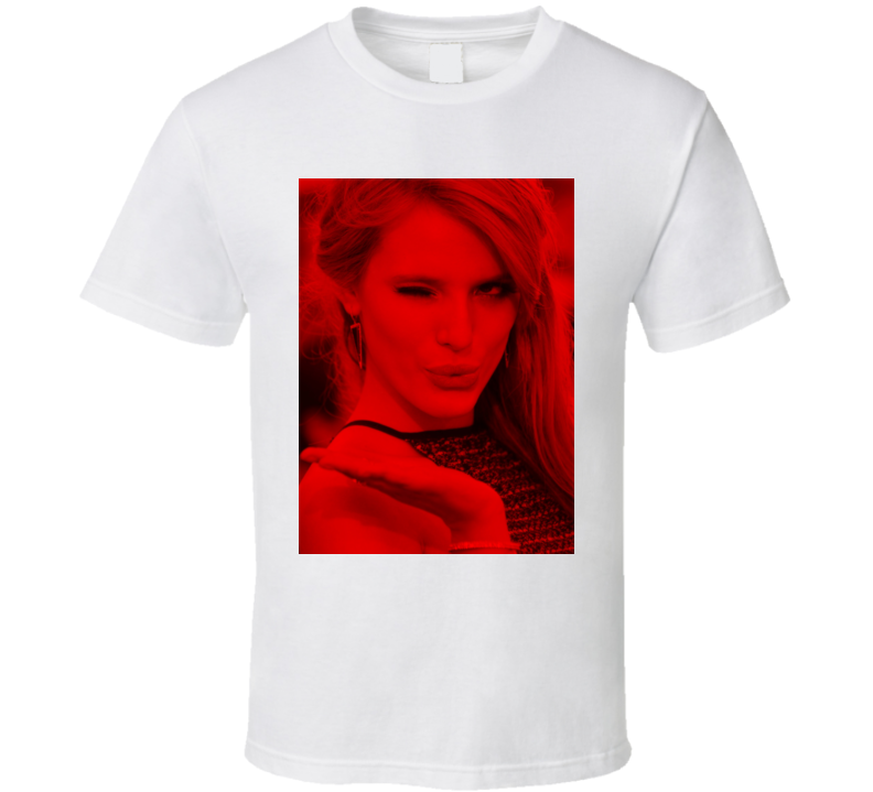 Bella Thorne 26 - Celebs ( Dark Fashion ) T Shirt