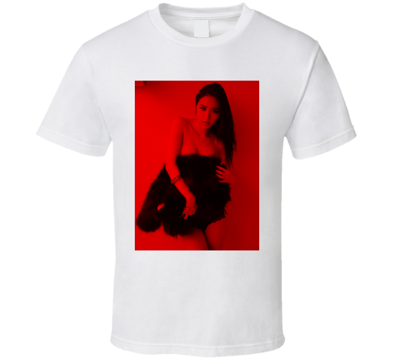 Yu Tai Ayu 15 - Celebs (dark Fashion) T Shirt