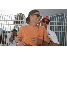https://d1w8c6s6gmwlek.cloudfront.net/dabbapparel.com/overlays/386/988/38698874.png img