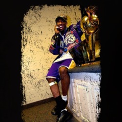 Kobe Bryant 2001 Finals Los Angeles Basketball Fan Cool Distressed Style T Shirt 37461930