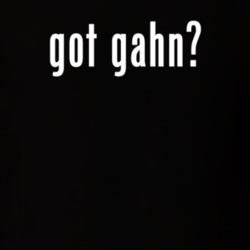 3472122