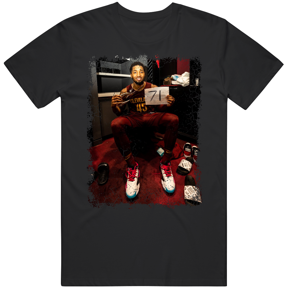 Donovan Spida Mitchell 71 Points Iconic Photo Distressed Mens Soft Cotton Tee T Shirt Donovan Spida Mitchell 71 Points Iconic Photo Distressed Mens Soft Cotton Tee T Shirt