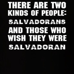 There Are Two Kinds Of People Funny Salvadoran T Shirt 6781930