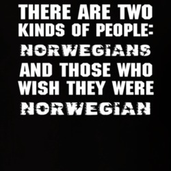 There Are Two Kinds Of People Funny Norwegian T Shirt 6782018