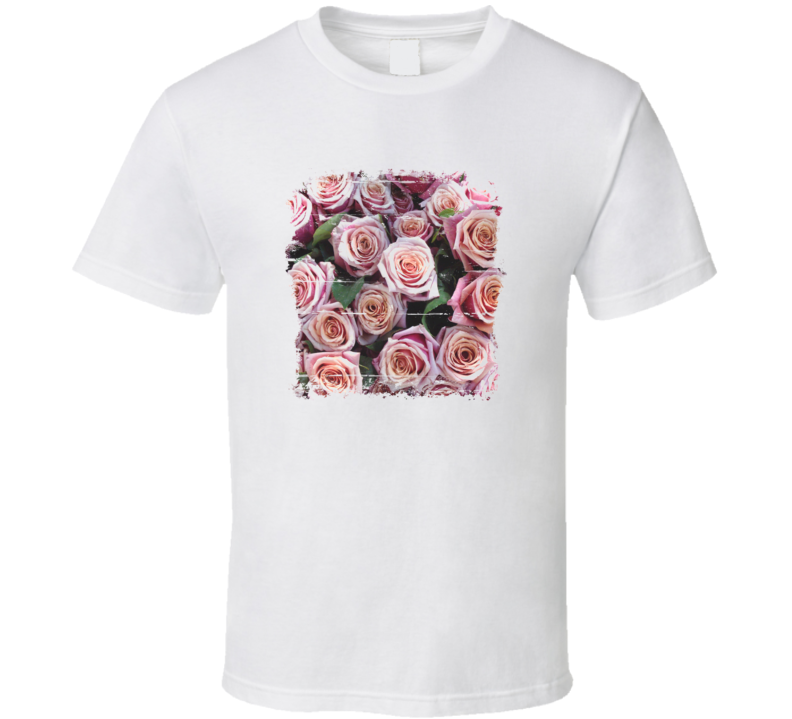 Pretty Roses Cool Grunge look T shirt Pretty Roses Cool Grunge look T shirt