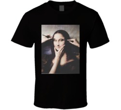 Mona Lisa Makeup Parody Art Work Graphic T Shirt 37971931