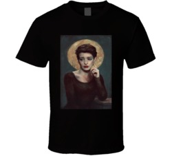 Anne Hathaway Mona Lisa Picture Celebrity Picture Fan T Shirt 38307452