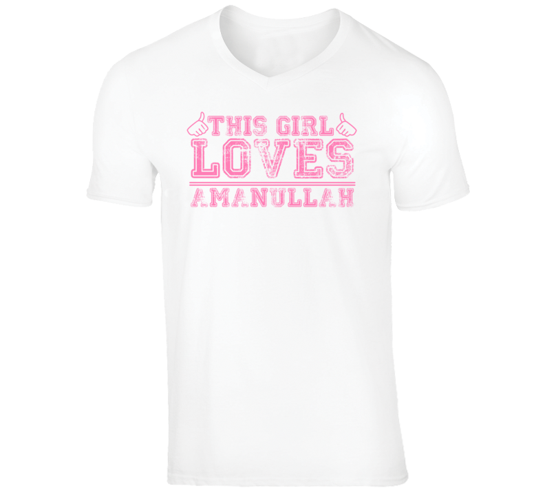 Amanullah Funny Comedian Comedy This Girl Loves Pink V-Neck T shirt